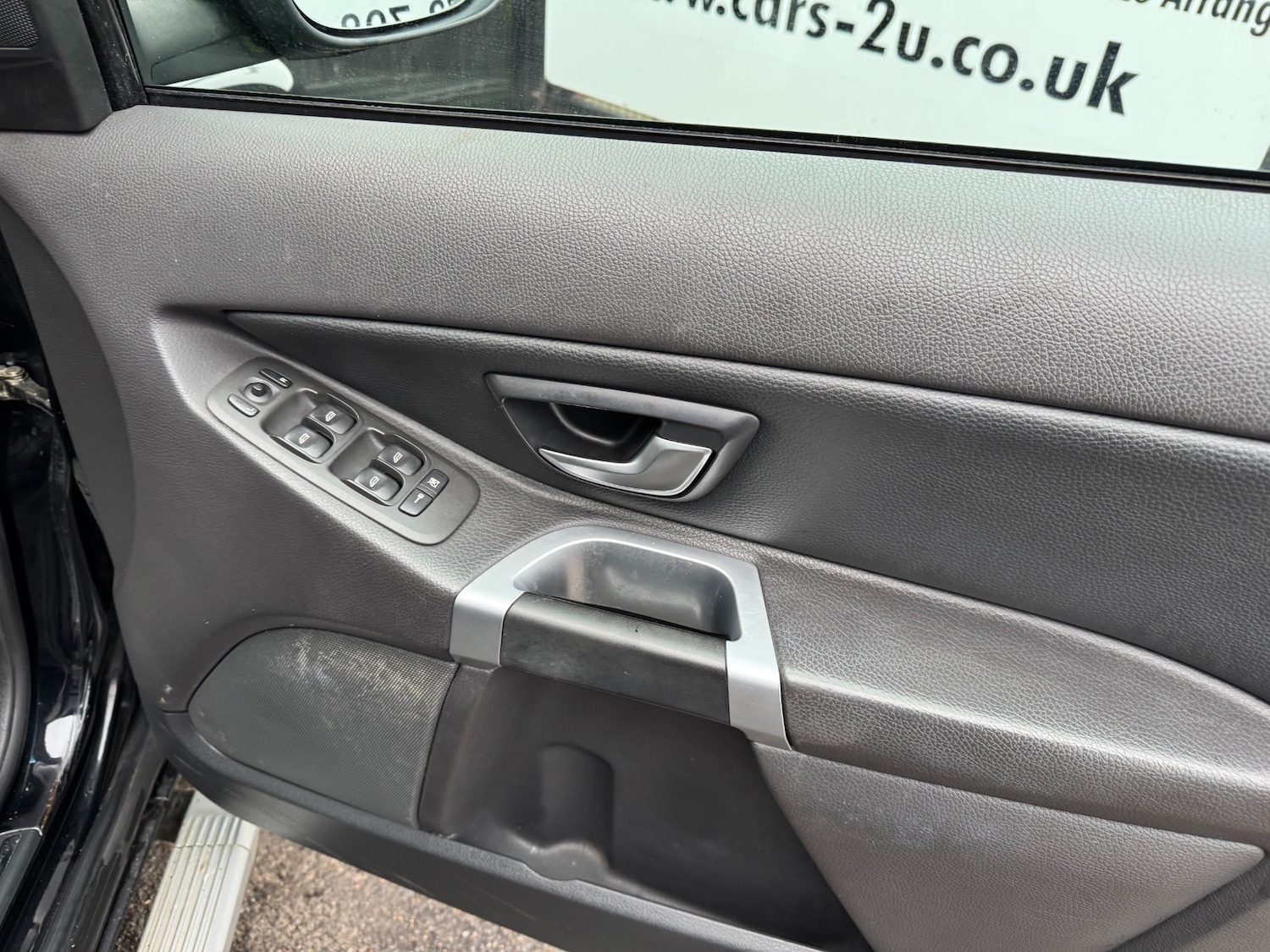 Used Volvo XC90 2012 for sale - 77517761: Photo 15