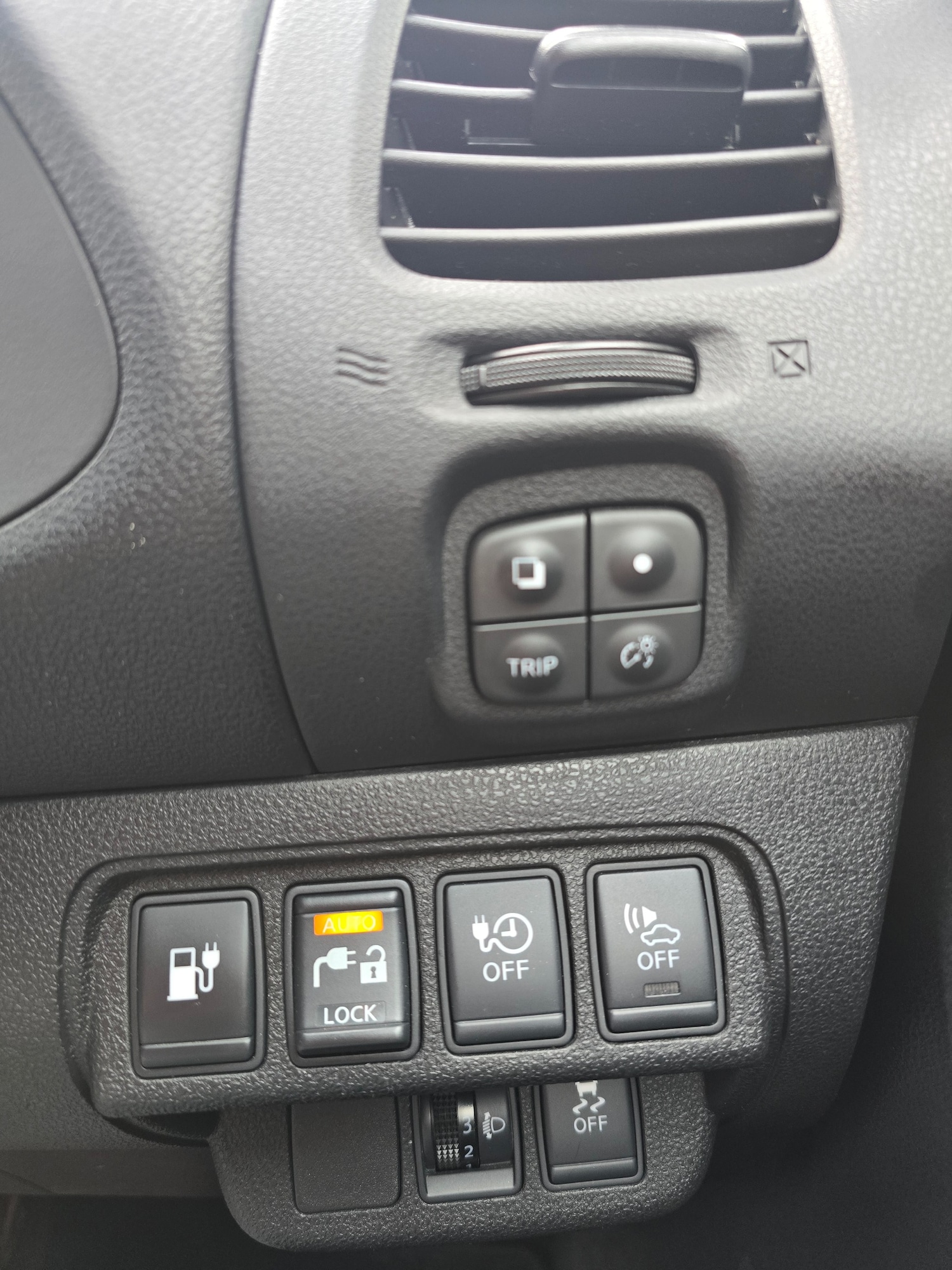 Used Nissan Leaf 2014 for sale - 76170886: Photo 18