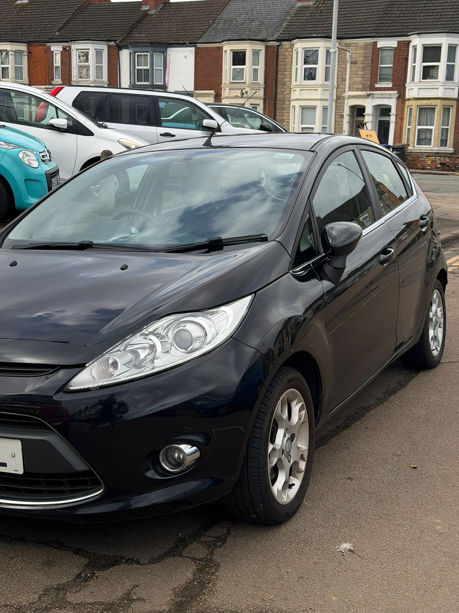 Used Ford Fiesta 2011 for sale - 77640076: Photo 3