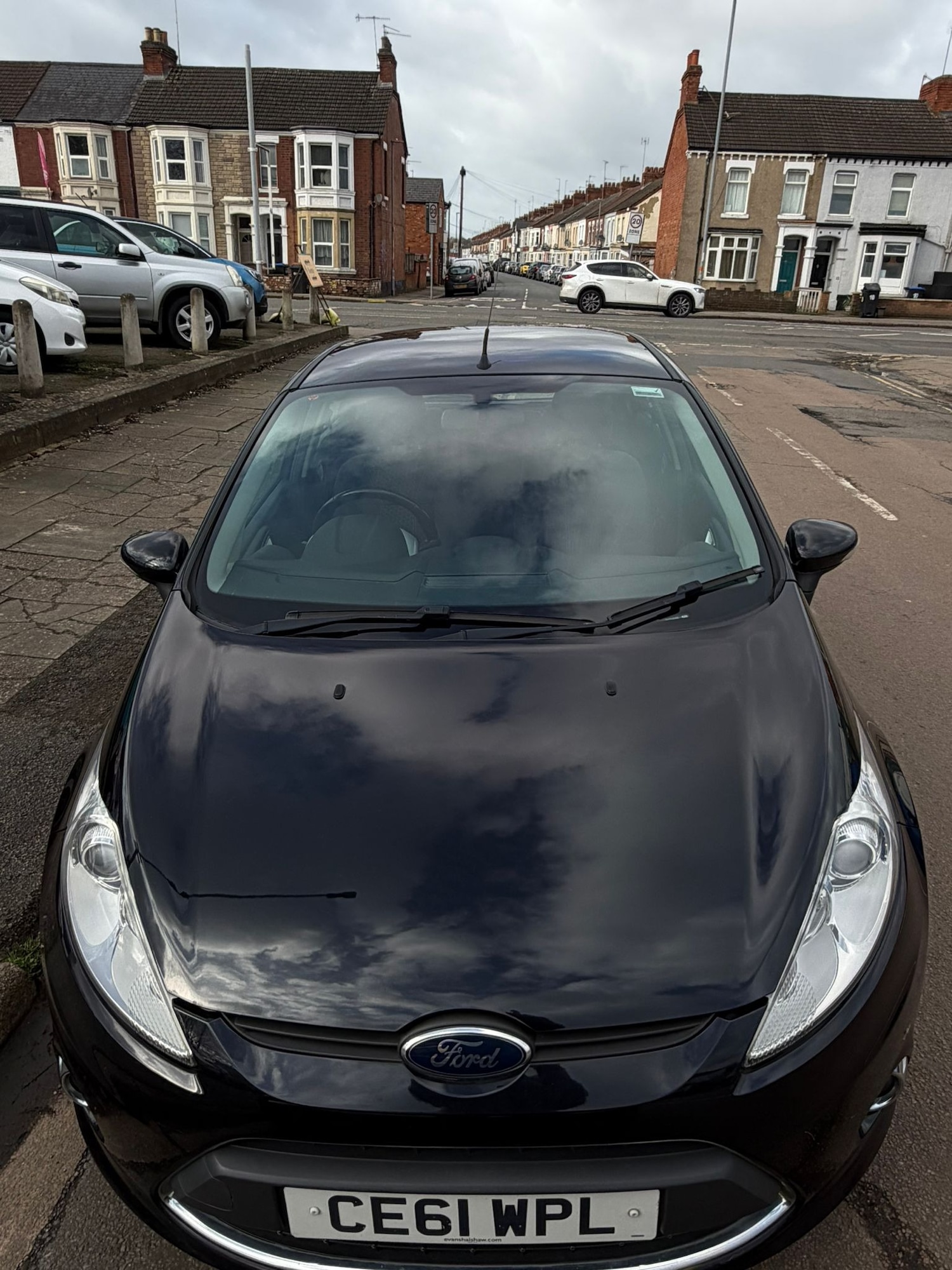 Used Ford Fiesta 2011 for sale - 77640076: Photo 6