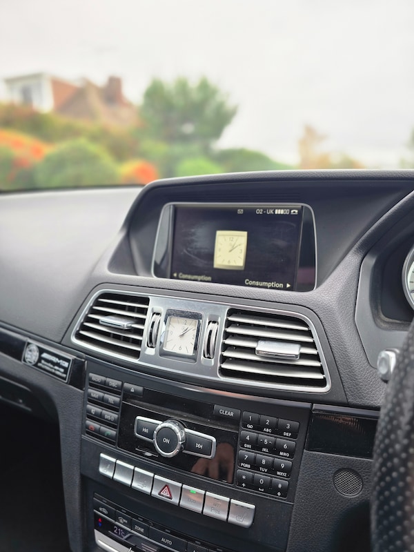 Used Mercedes-Benz E Class 2014 for sale - 76266188: Photo 31
