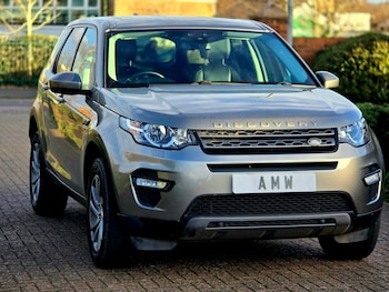 Used Land Rover Discovery Sport 2017 for sale - 77880913: Photo