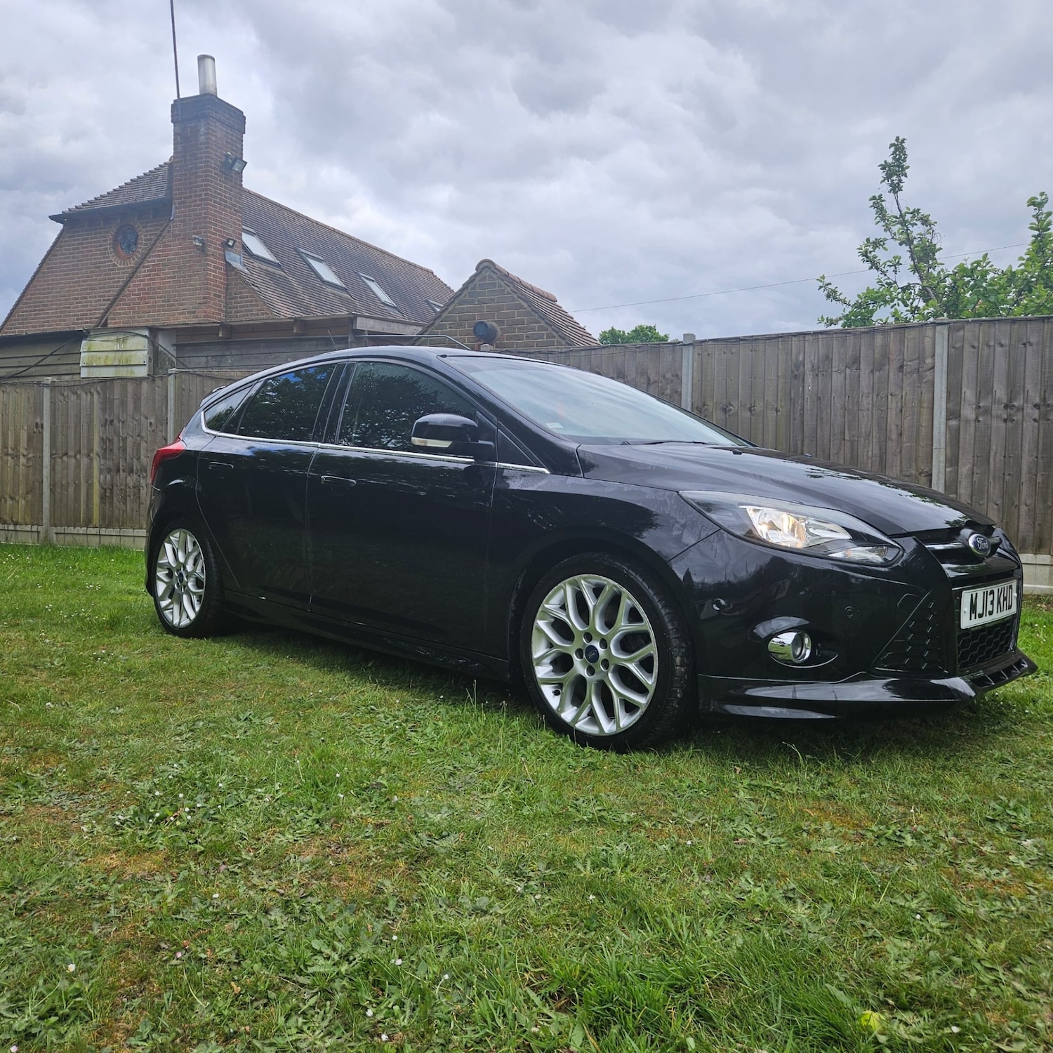 Used Ford Focus 2013 for sale - 76157122: Photo 3