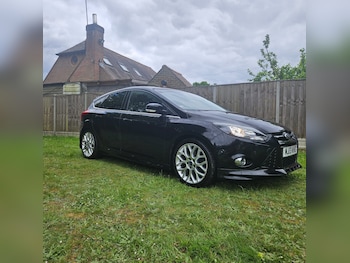 Used Ford Focus 2013 for sale - 76157122: Photo