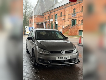 2014 (14) - 1.6 TDI 105 SE 5dr