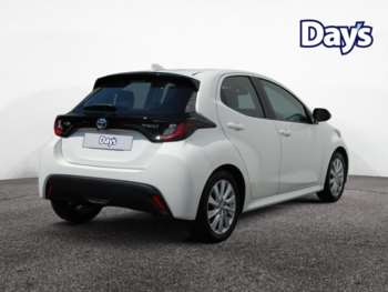 Used Toyota Yaris 2022 for sale - 74840838: Photo
