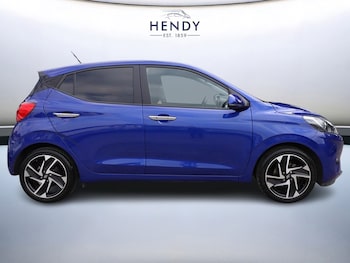Used Hyundai i10 2023 for sale - 79198955: Photo