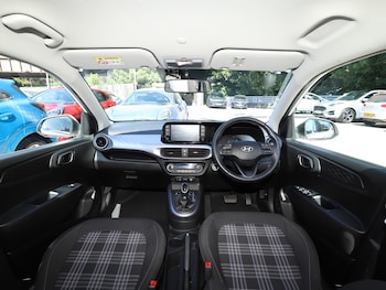 Used Hyundai i10 2023 for sale - 79315336: Photo
