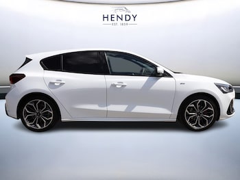 Used Ford Focus 2022 for sale - 79200586: Photo