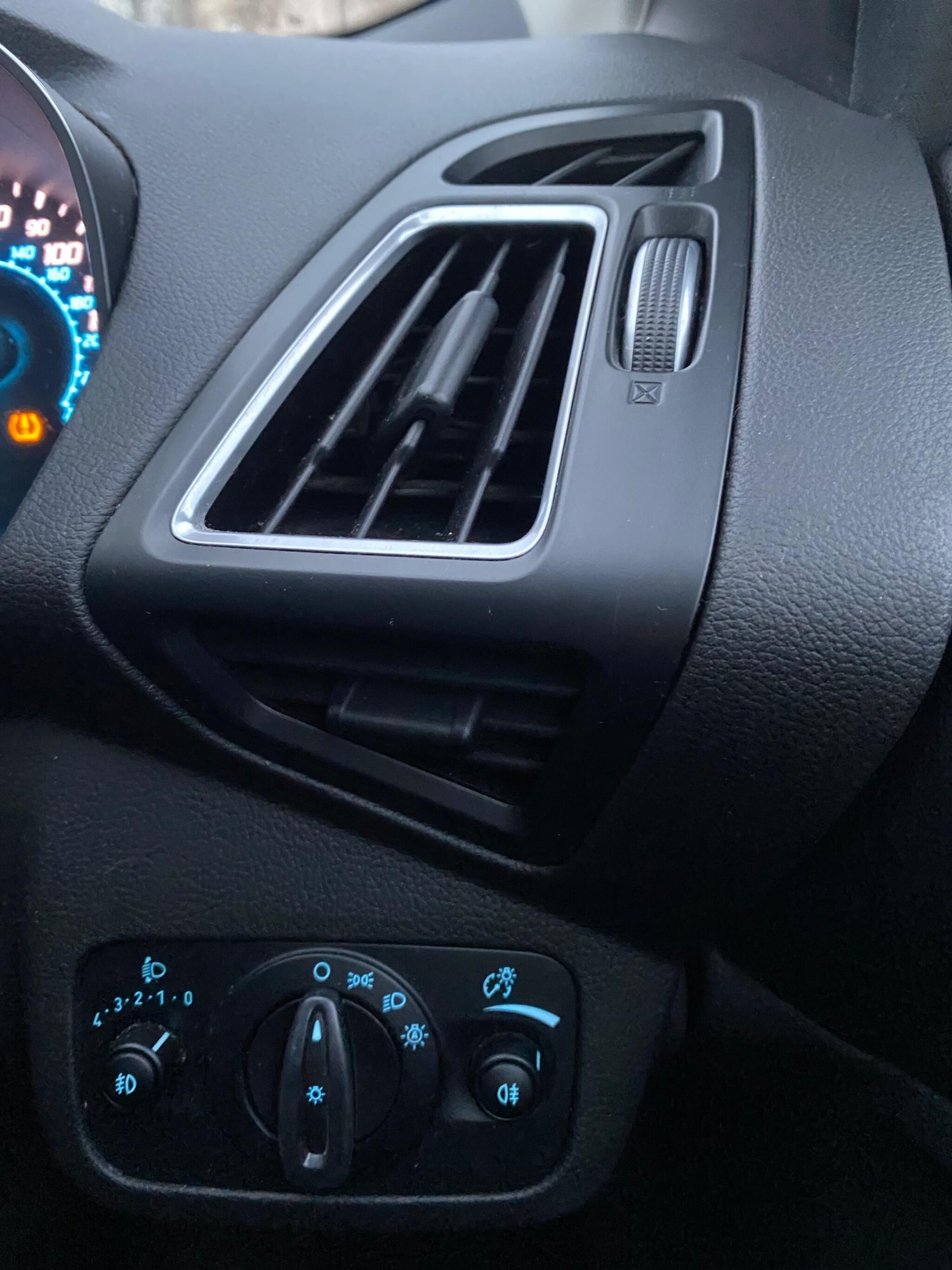 Used Ford Kuga 2016 for sale - 78085942: Photo 19