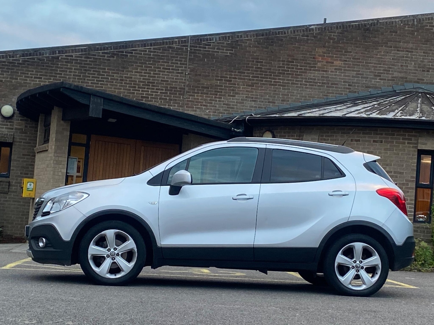 Used Vauxhall Mokka 2014 for sale - 76084458: Photo 2