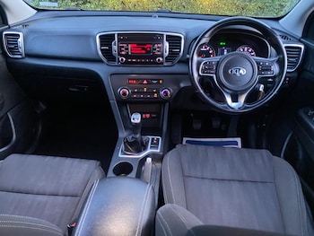 Used Kia Sportage 2018 for sale - 79255821: Photo