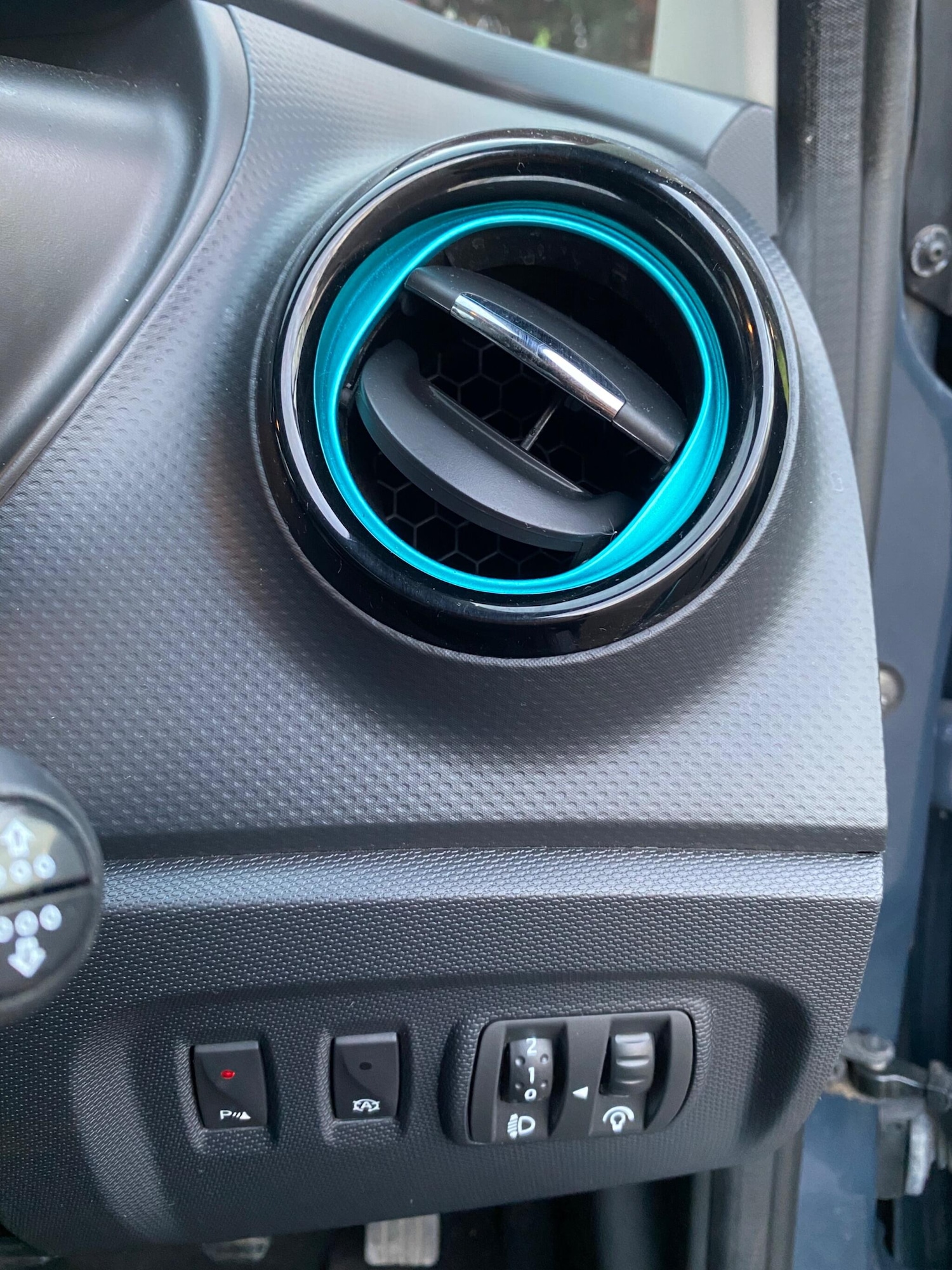 Used Renault Captur 2013 for sale - 77738135: Photo 38