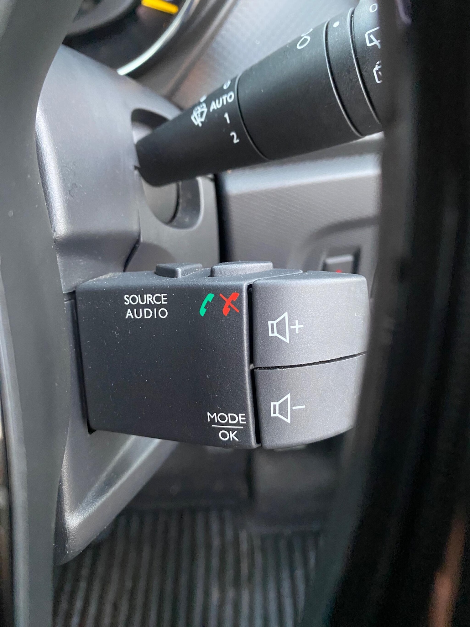 Used Renault Captur 2013 for sale - 77738135: Photo 39