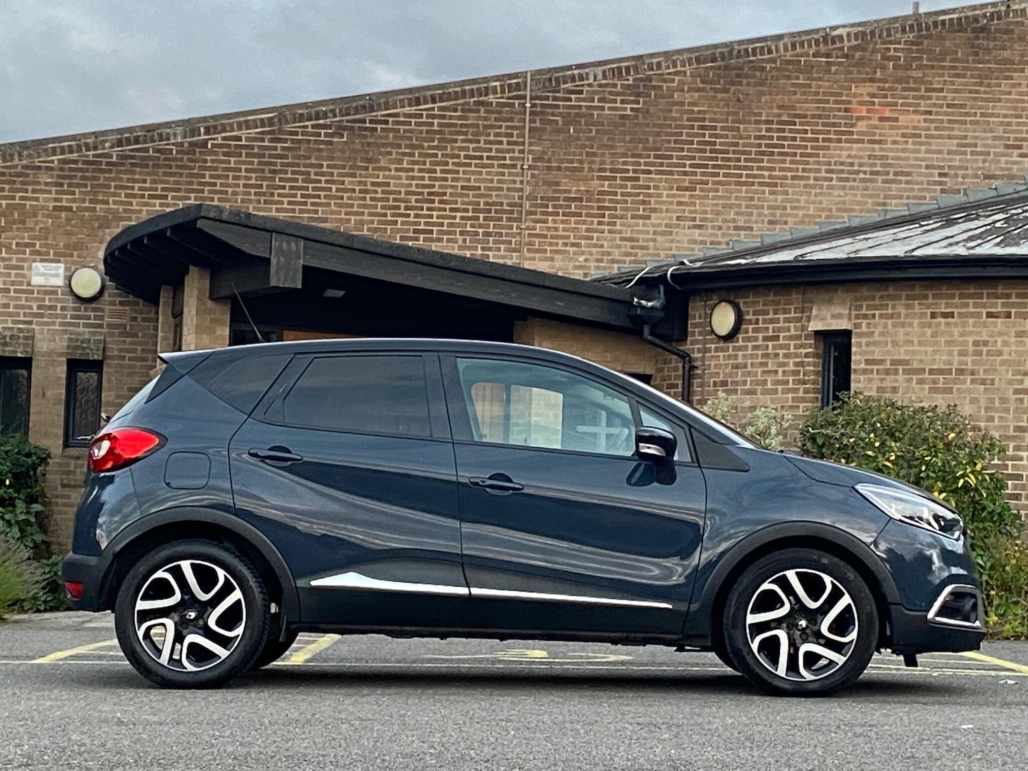 Used Renault Captur 2013 for sale - 77738135: Photo 8