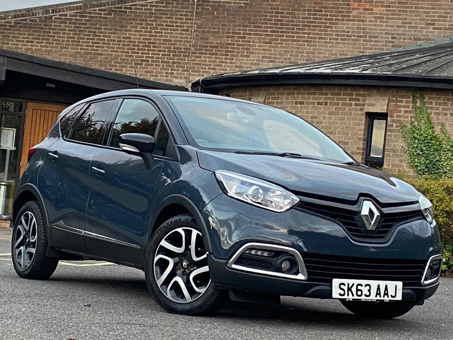 Used Renault Captur 2013 for sale - 77738135: Photo 9