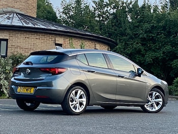 Used Vauxhall Astra 2017 for sale - 75857352: Photo