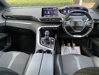 Used Peugeot 3008 2019 for sale - 79676803: Photo