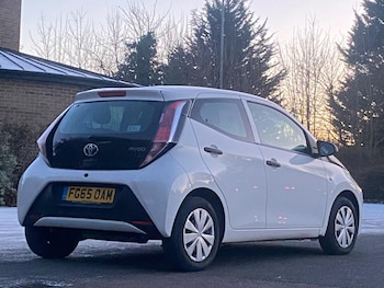 Used Toyota AYGO 2015 for sale - 78981636: Photo