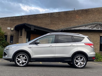 Used Ford Kuga 2015 for sale - 78946789: Photo