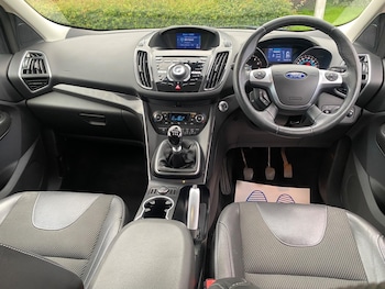 Used Ford Kuga 2015 for sale - 78946789: Photo