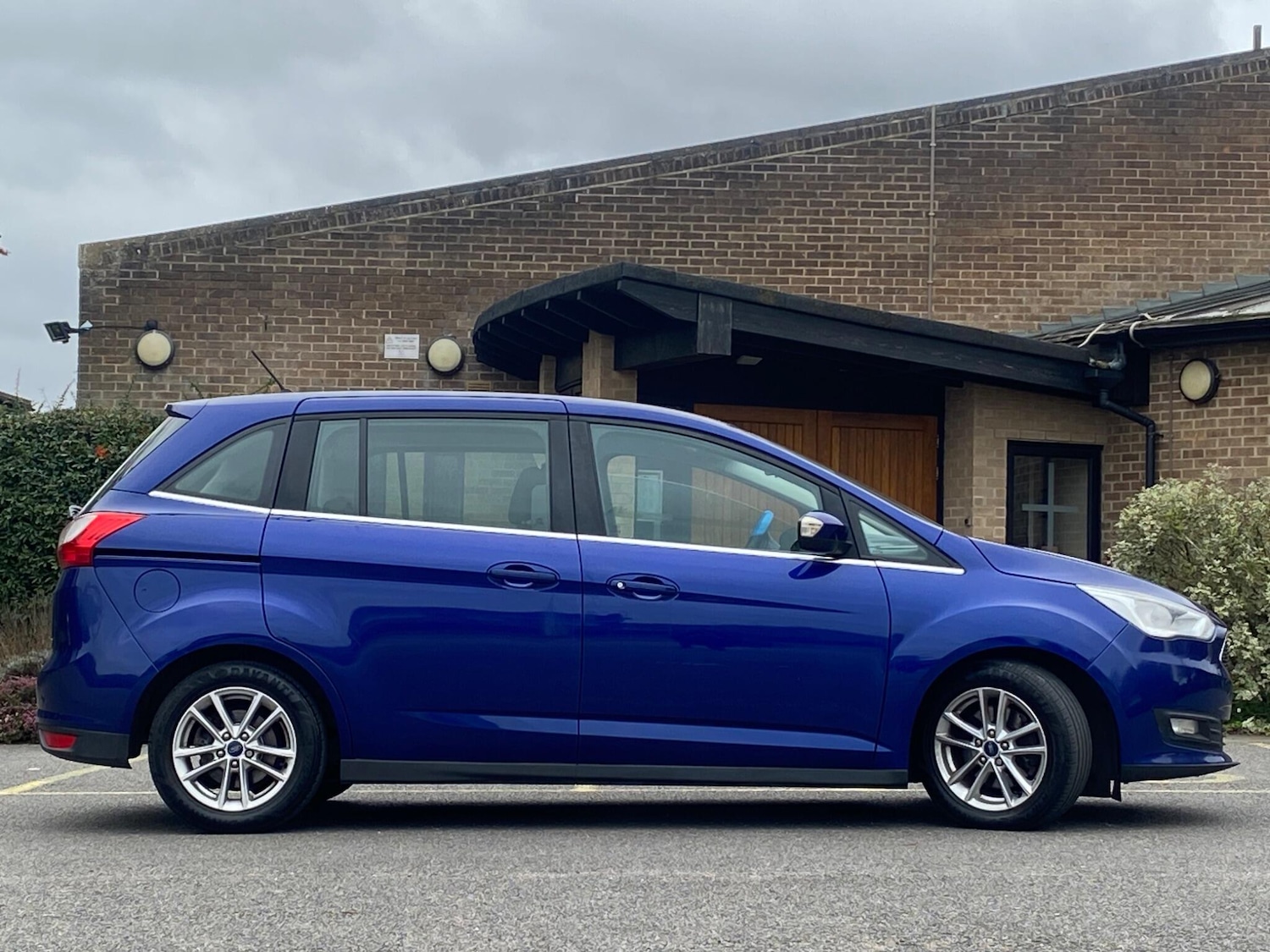 Used Ford Grand C-Max 2018 for sale - 77909111: Photo 14