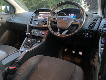 Used Ford Focus 2015 for sale - 75577822: Photo