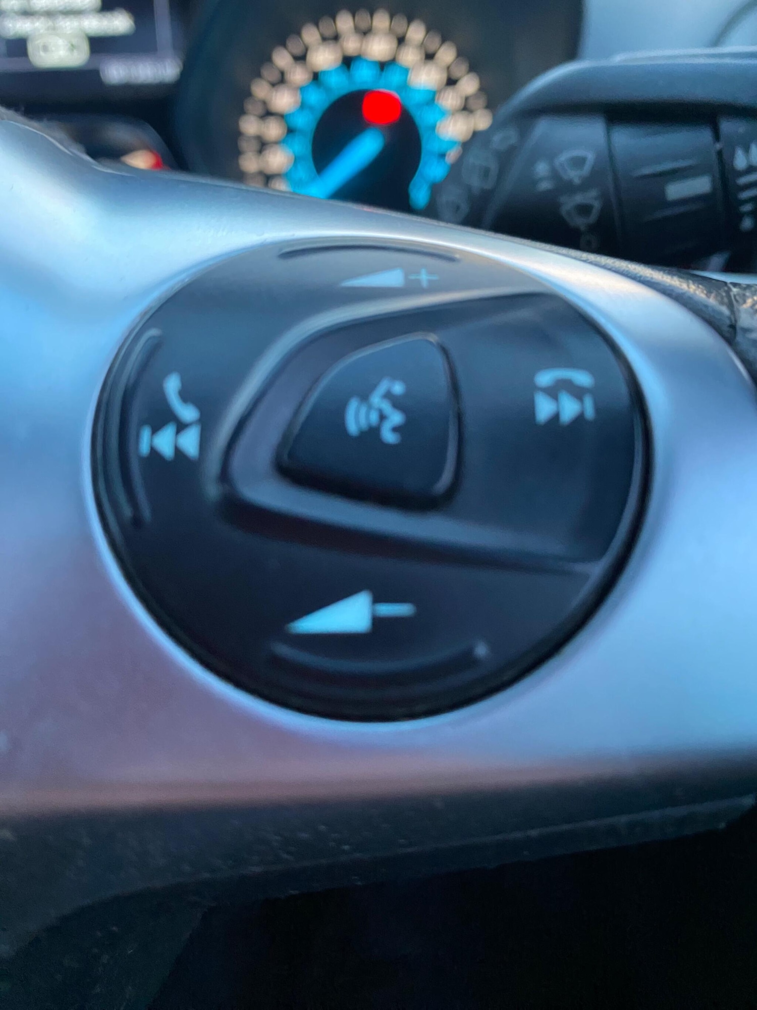 Used Ford Kuga 2016 for sale - 77320370: Photo 32