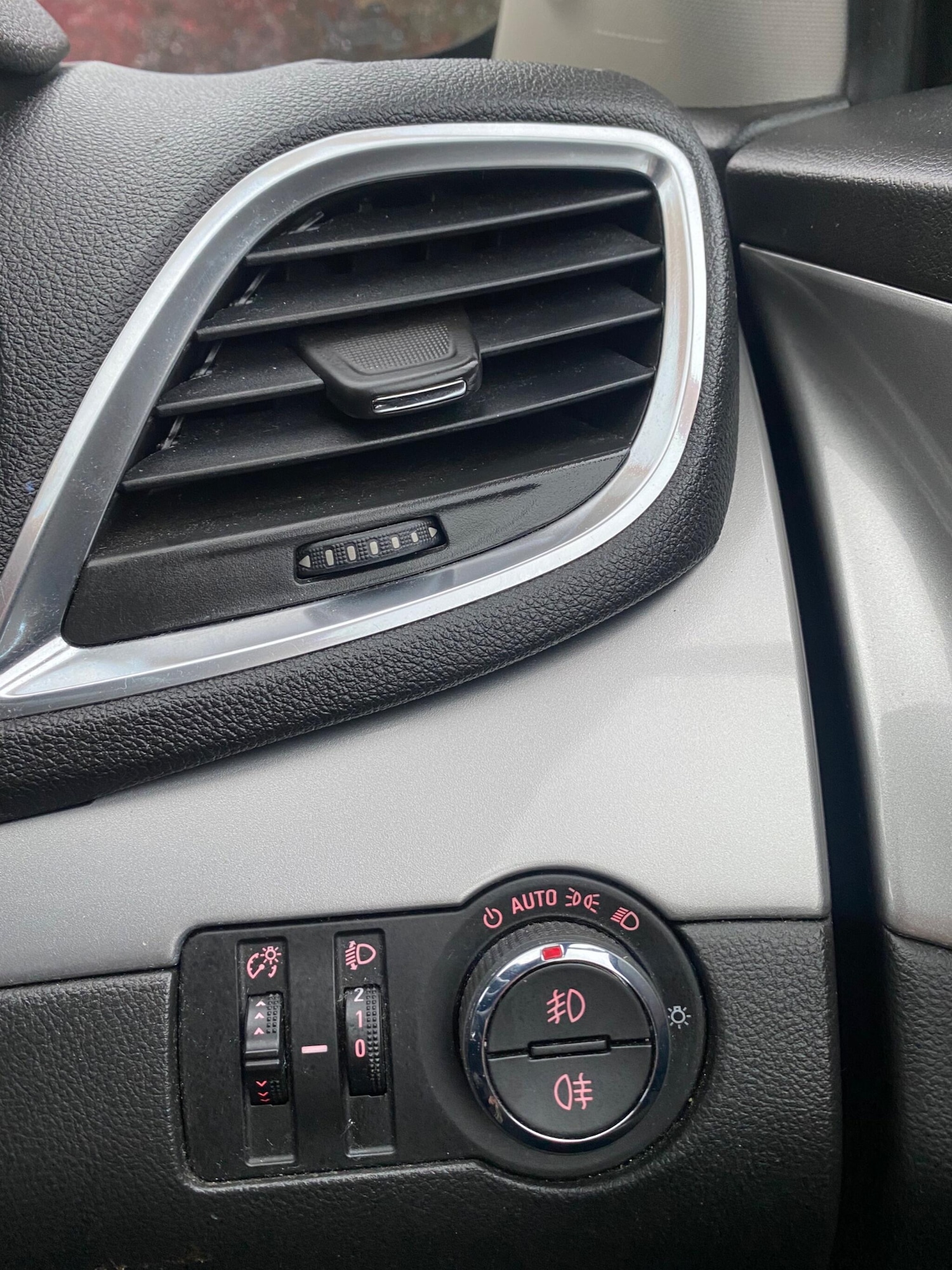 Used Vauxhall Mokka 2015 for sale - 76607966: Photo 36