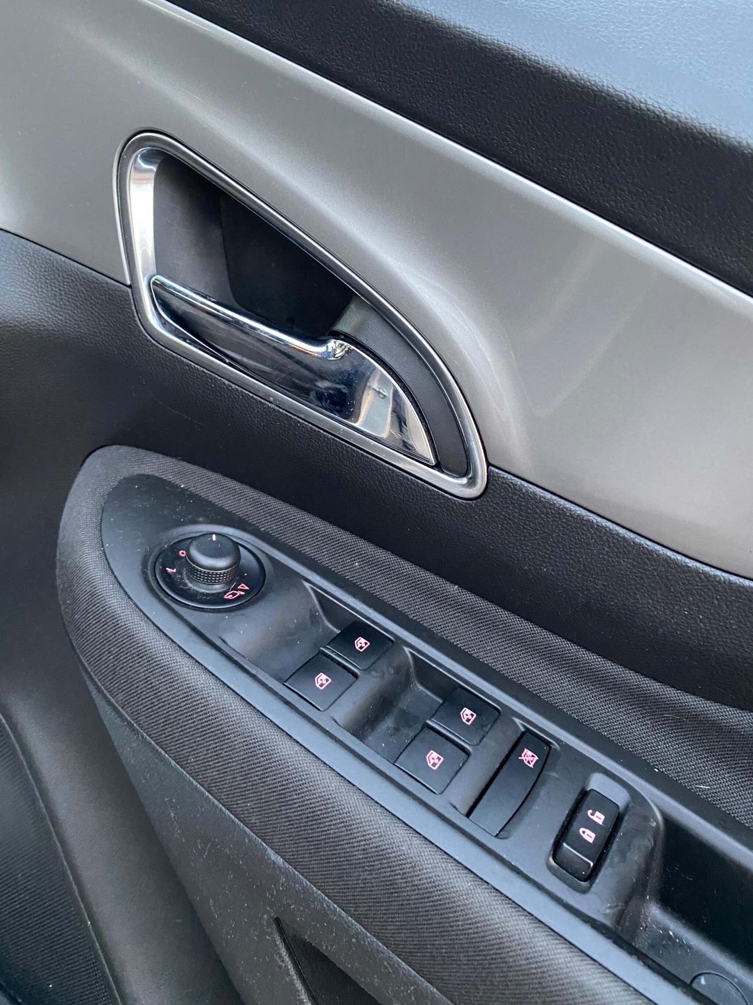 Used Vauxhall Mokka 2015 for sale - 76992821: Photo 29