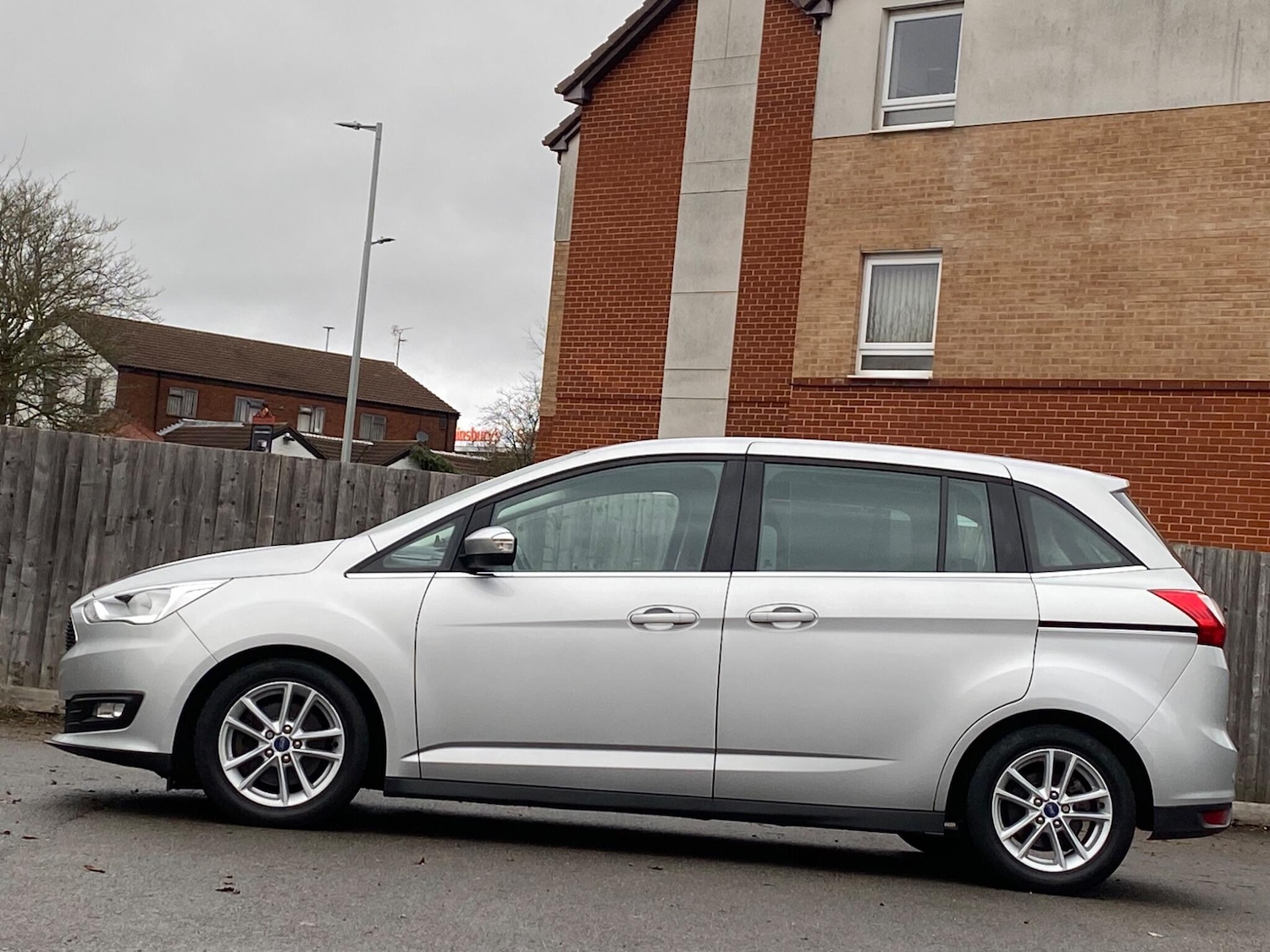 Used Ford Grand C-Max 2017 for sale - 76918589: Photo 35
