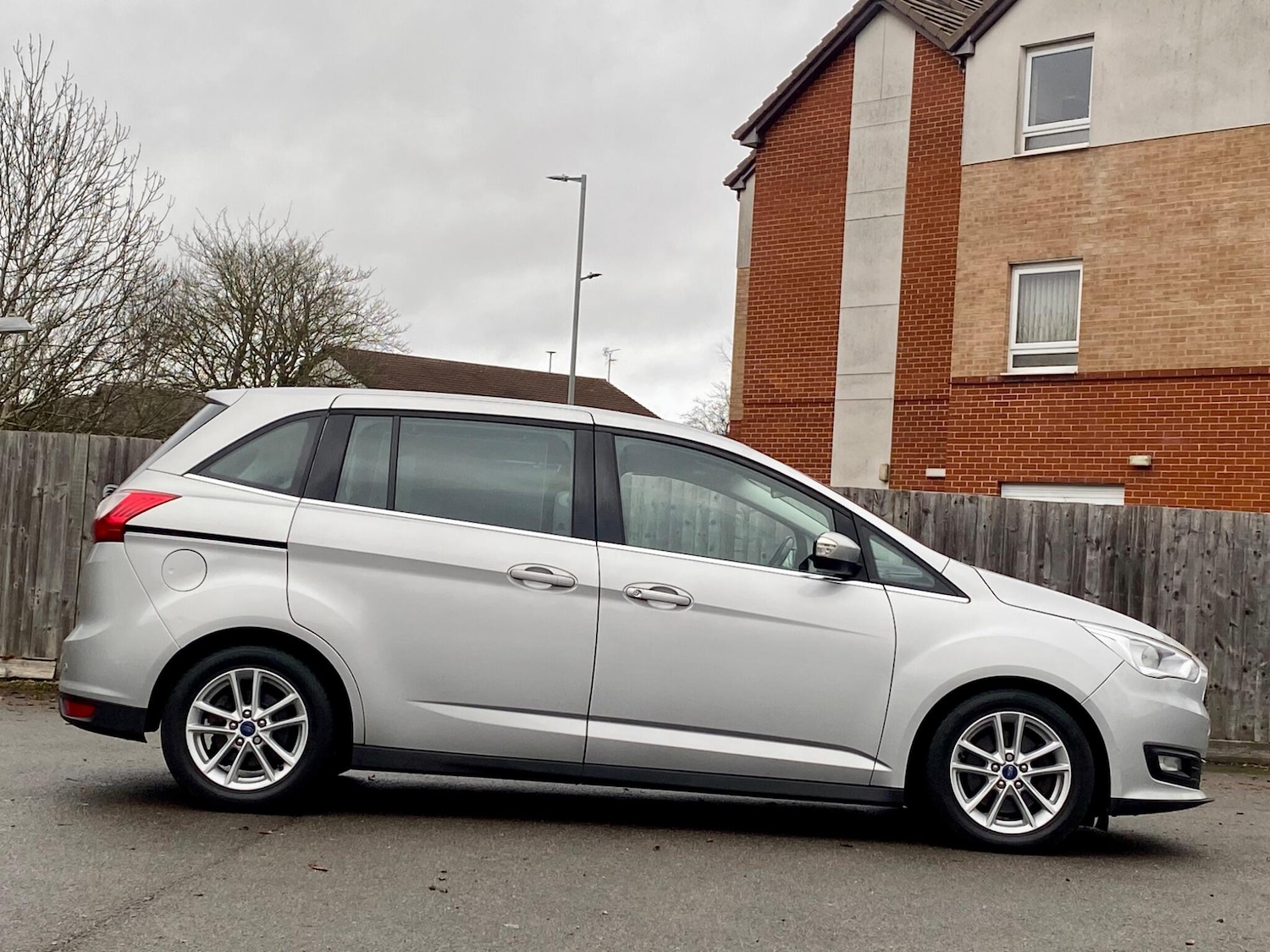 Used Ford Grand C-Max 2017 for sale - 76918589: Photo 50