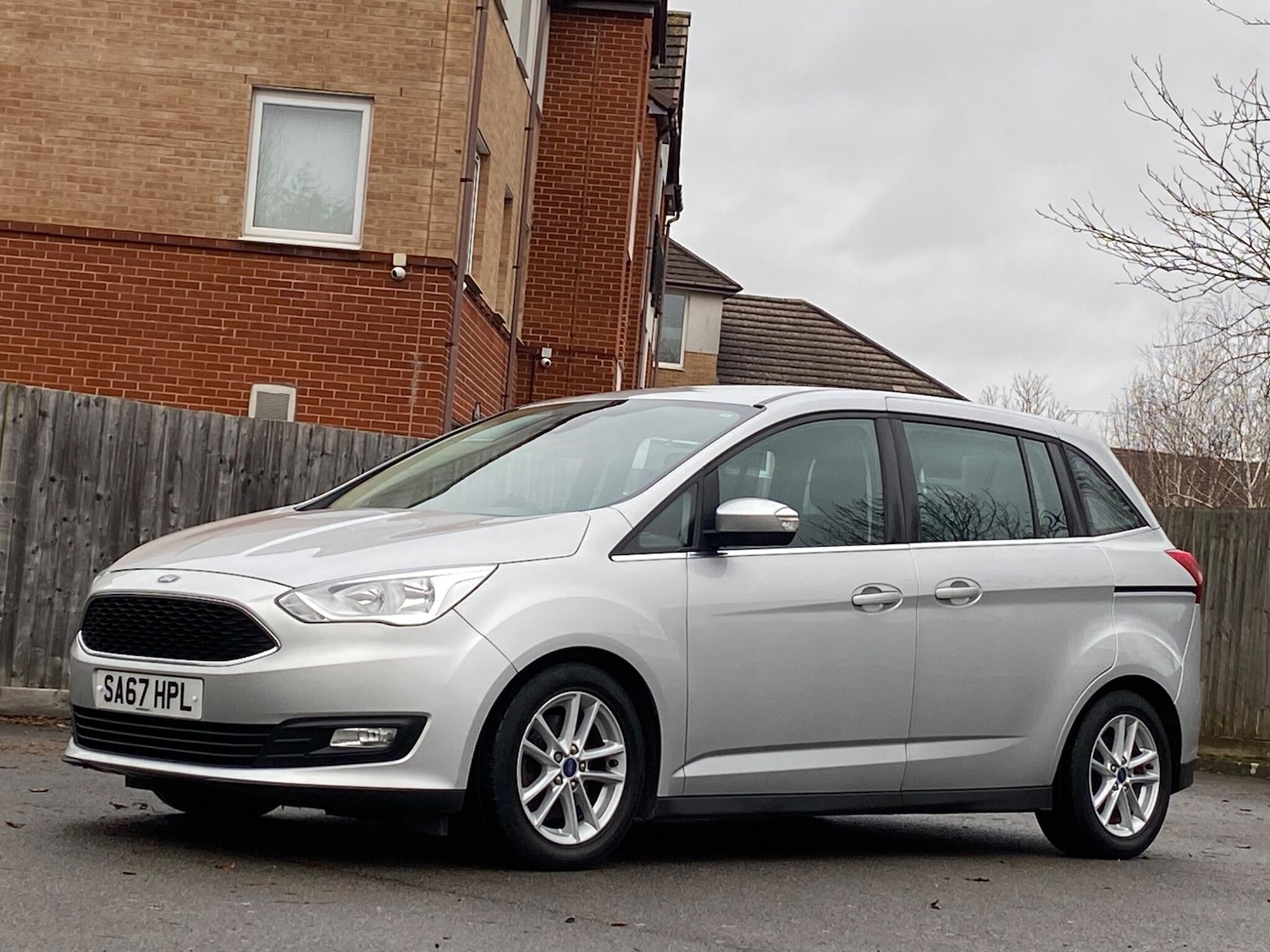 Used Ford Grand C-Max 2017 for sale - 76918589: Photo 6