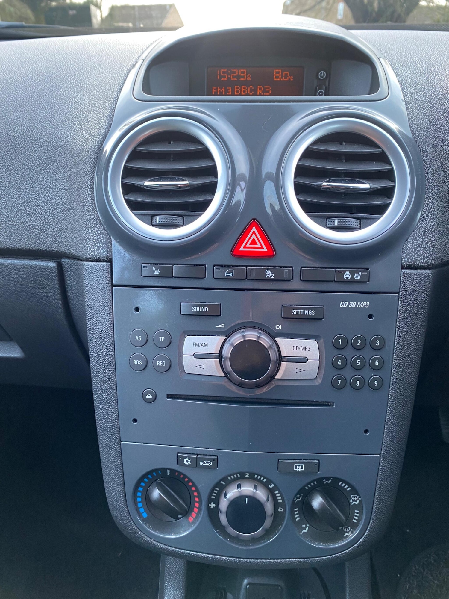 Used Vauxhall Corsa 2011 for sale - 77377085: Photo 7