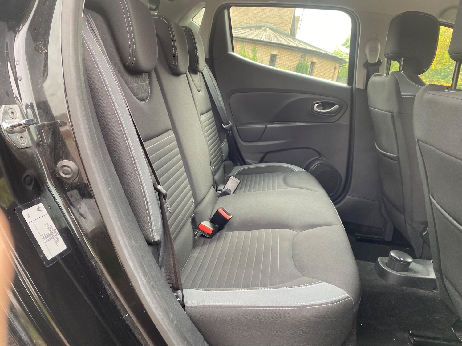 Used Renault Clio 2016 for sale - 76314587: Photo 10