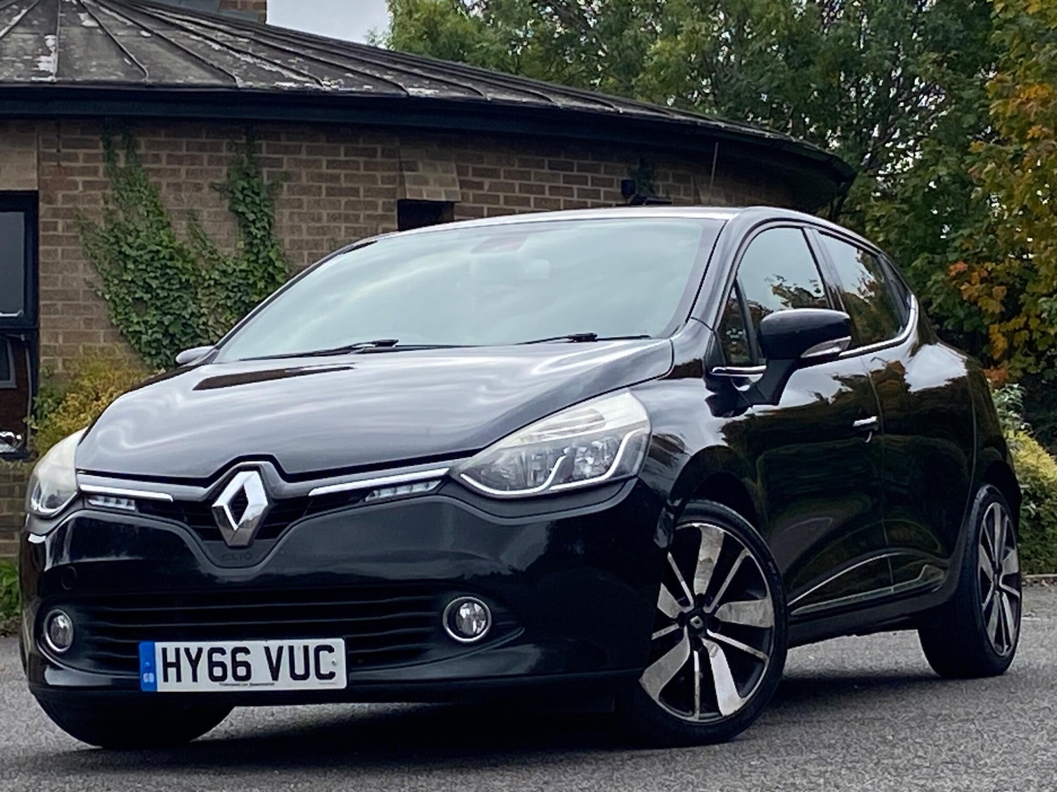 Used Renault Clio 2016 for sale - 76314587: Photo 11