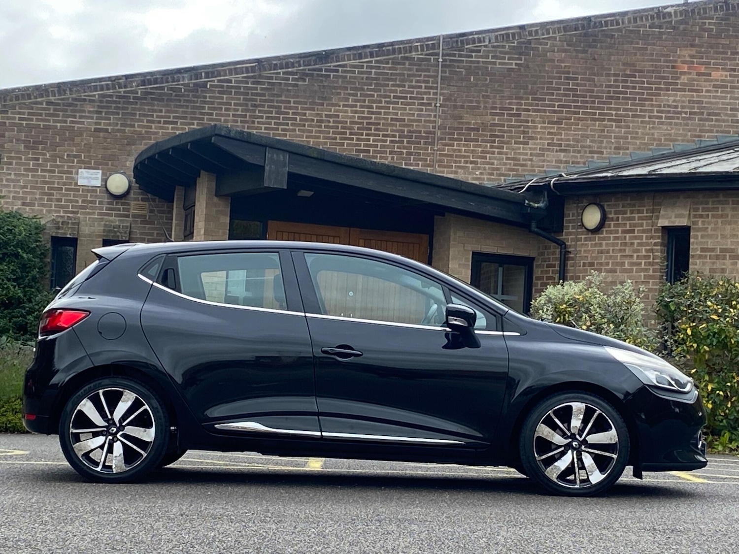 Used Renault Clio 2016 for sale - 76314587: Photo 3