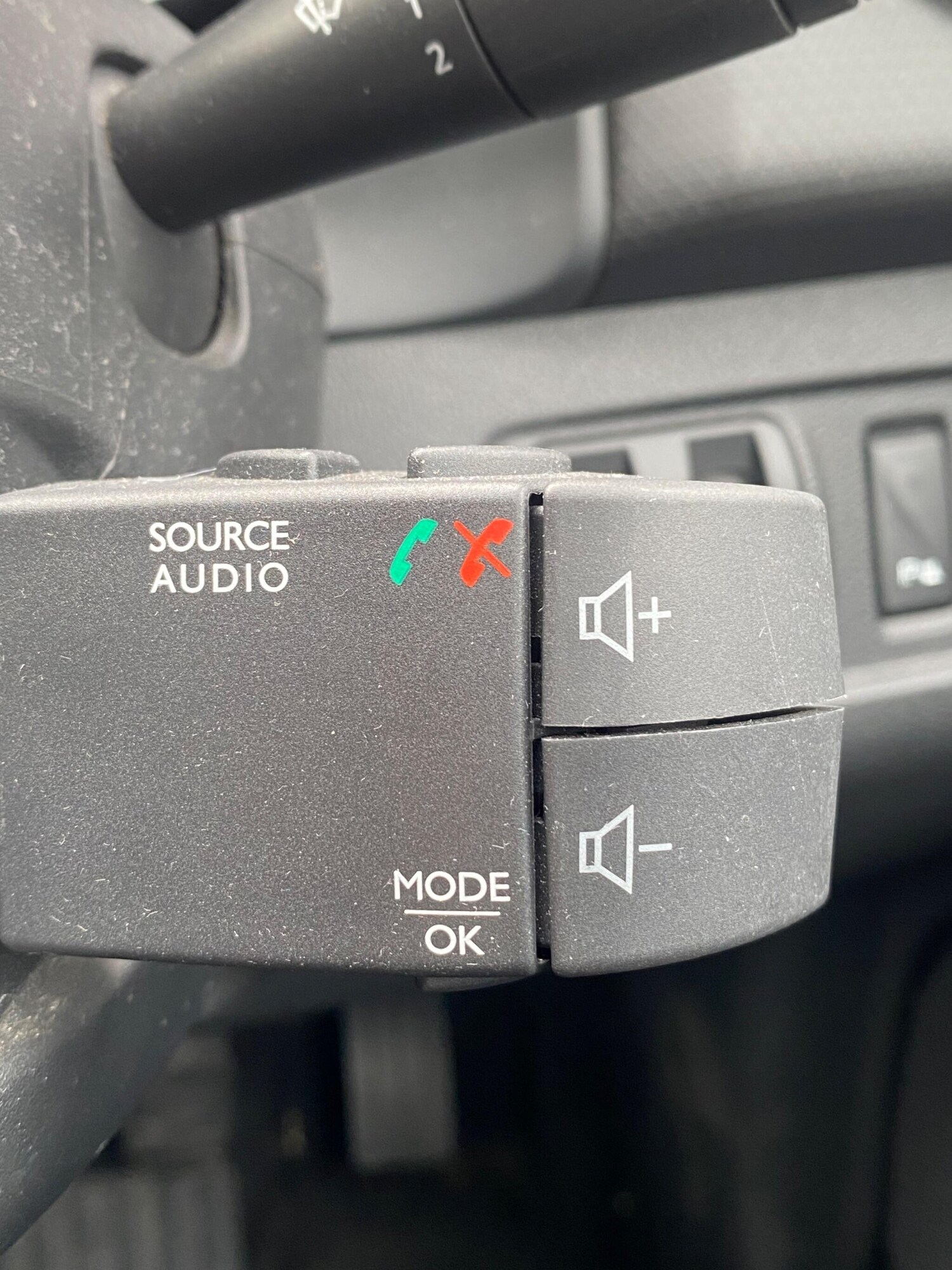 Used Renault Clio 2016 for sale - 76314587: Photo 32