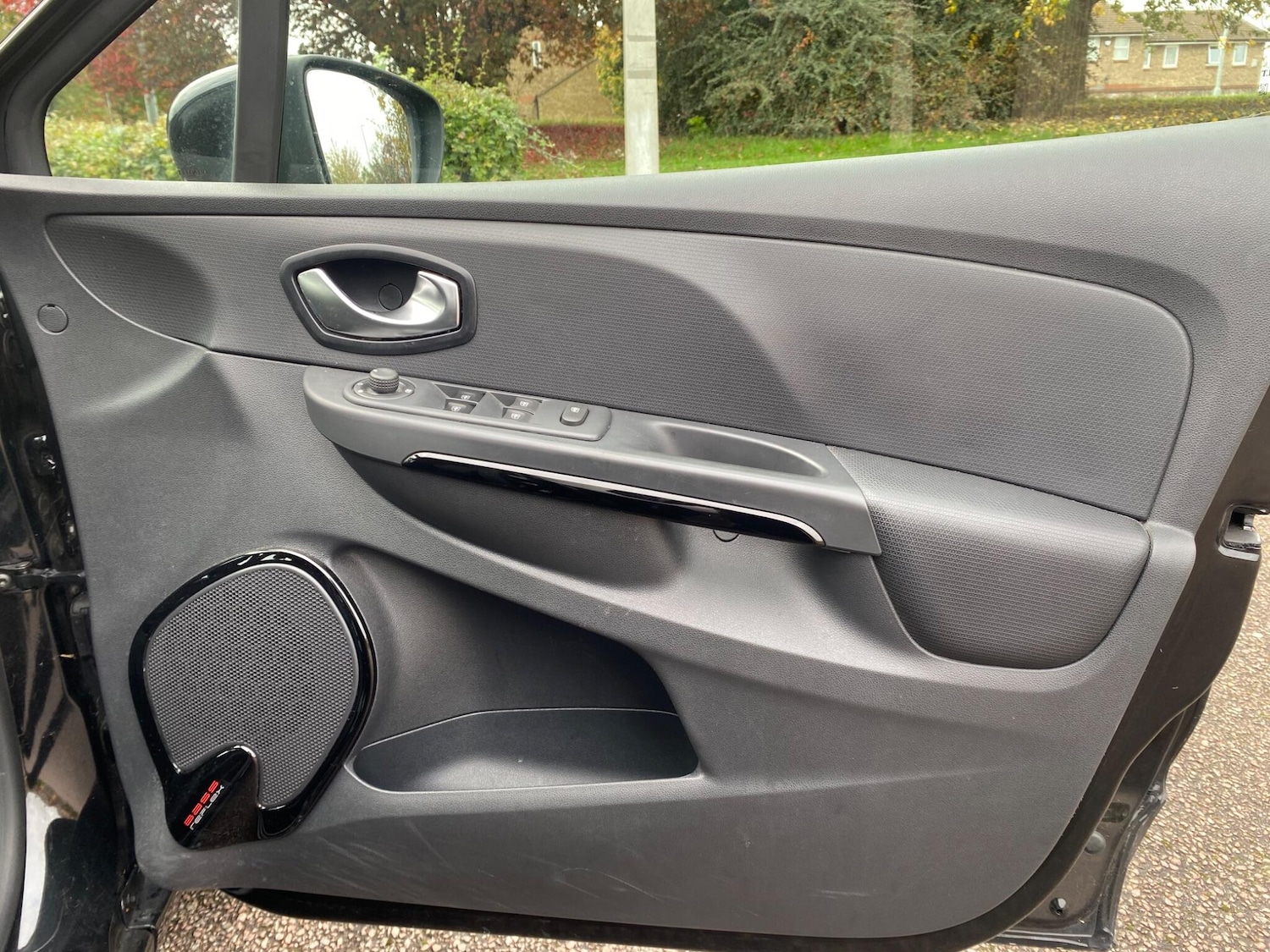 Used Renault Clio 2016 for sale - 76314587: Photo 33