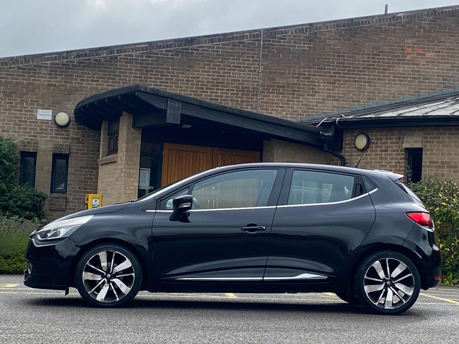 Used Renault Clio 2016 for sale - 76314587: Photo 41