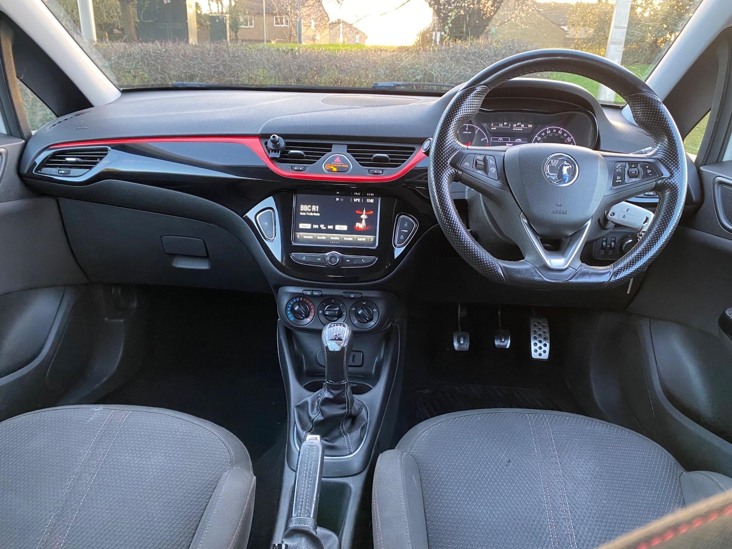 Used Vauxhall Corsa 2017 for sale - 77645760: Photo 4