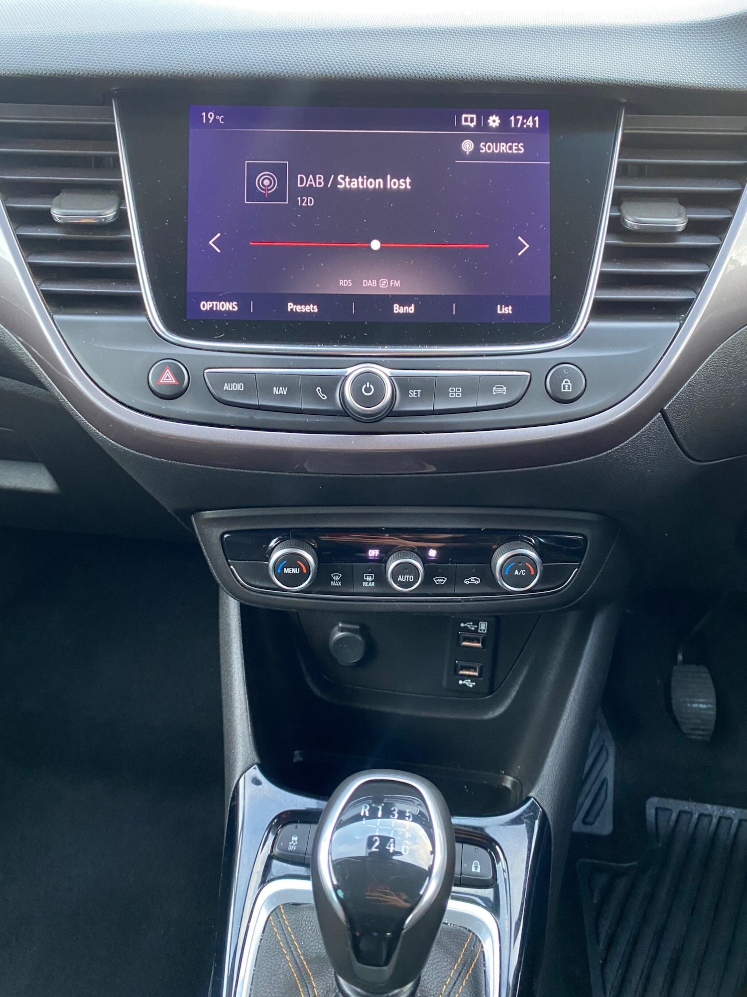 Used Vauxhall Crossland X 2018 for sale - 76152591: Photo 14