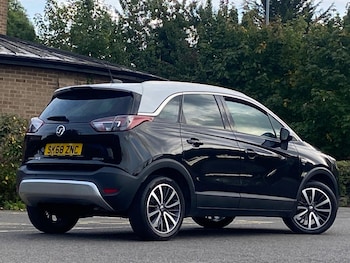 Used Vauxhall Crossland X 2018 for sale - 76152591: Photo 2