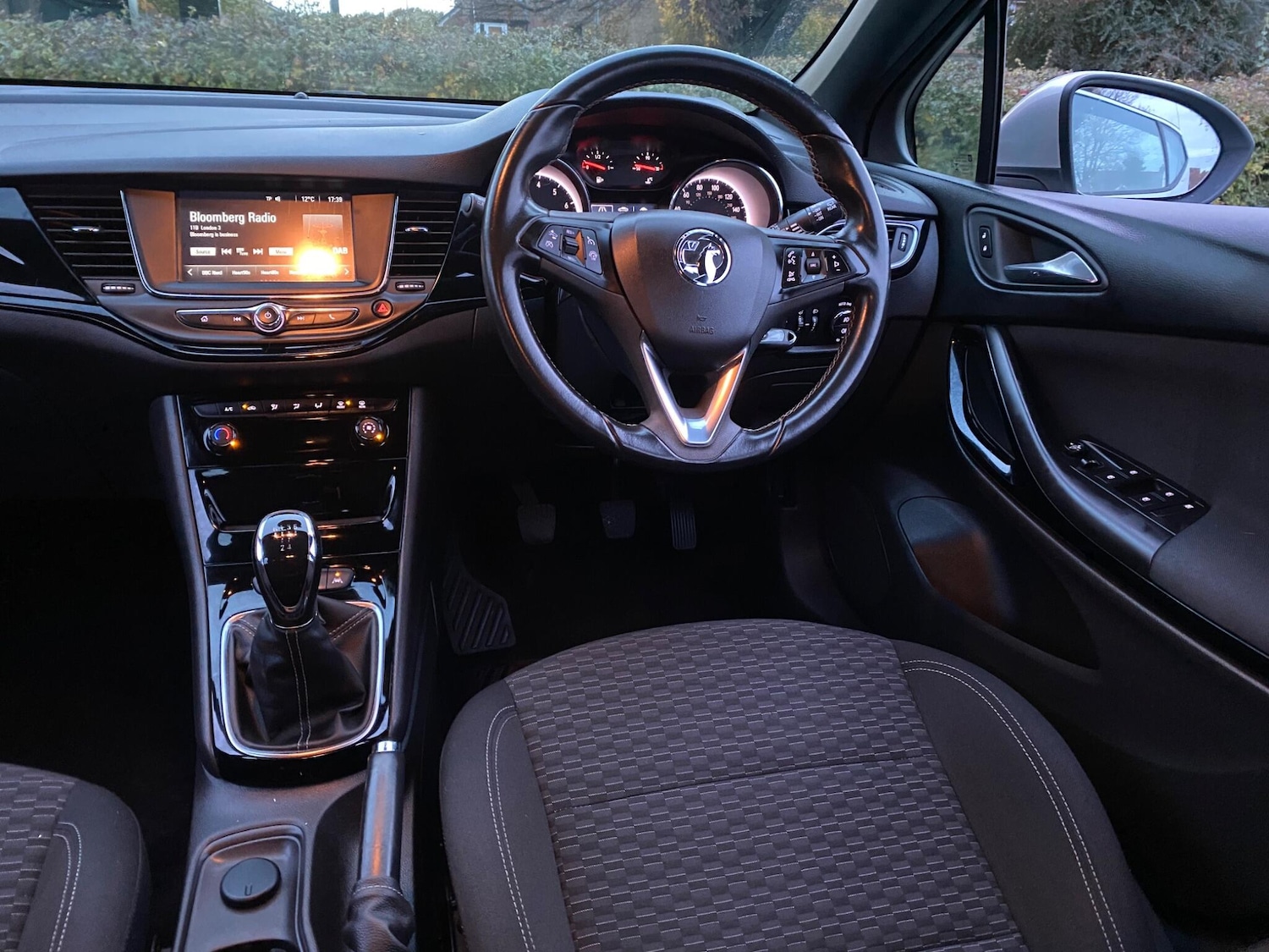 Used Vauxhall Astra 2017 for sale - 77738073: Photo 18