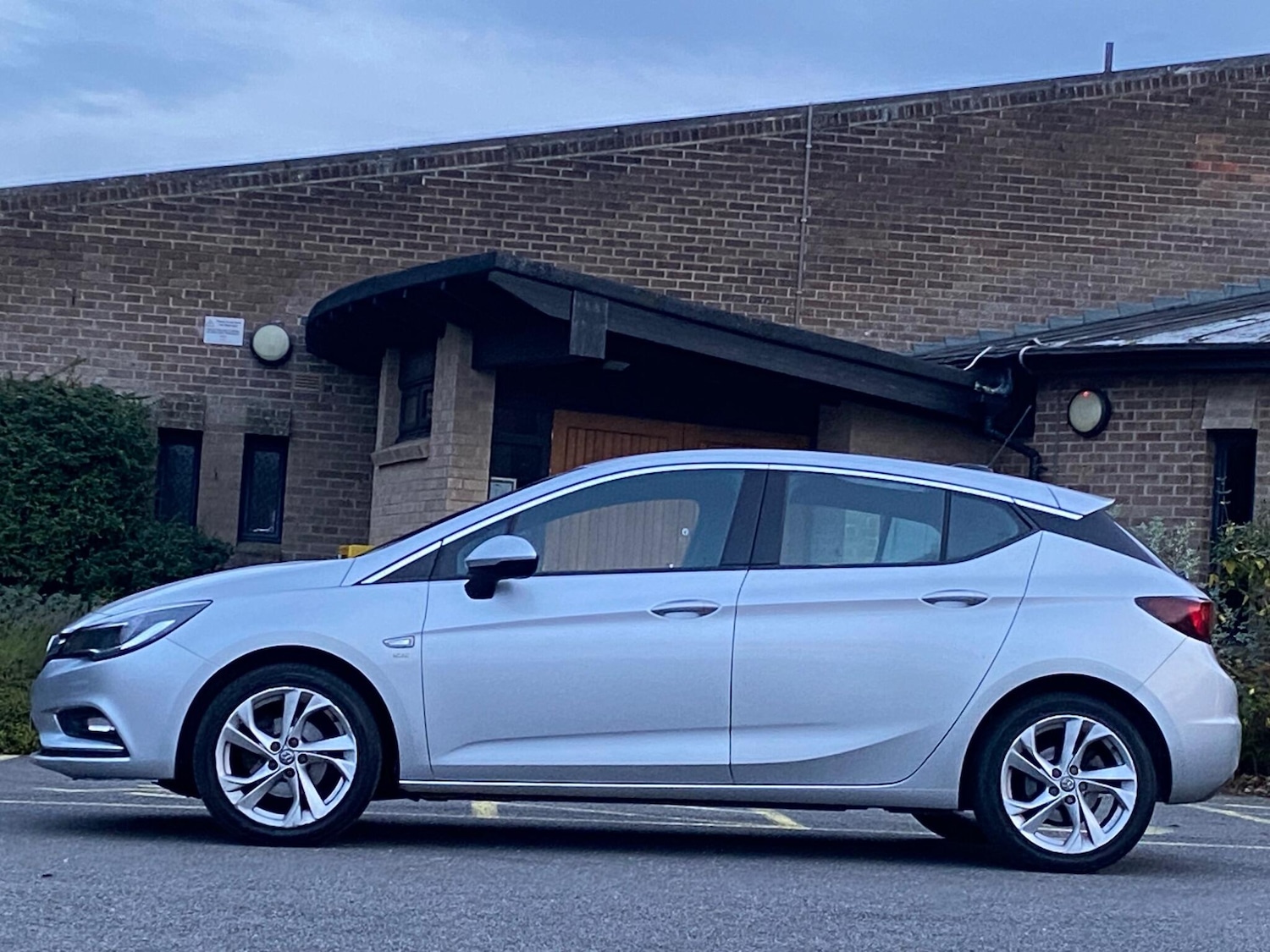 Used Vauxhall Astra 2017 for sale - 77738073: Photo 20
