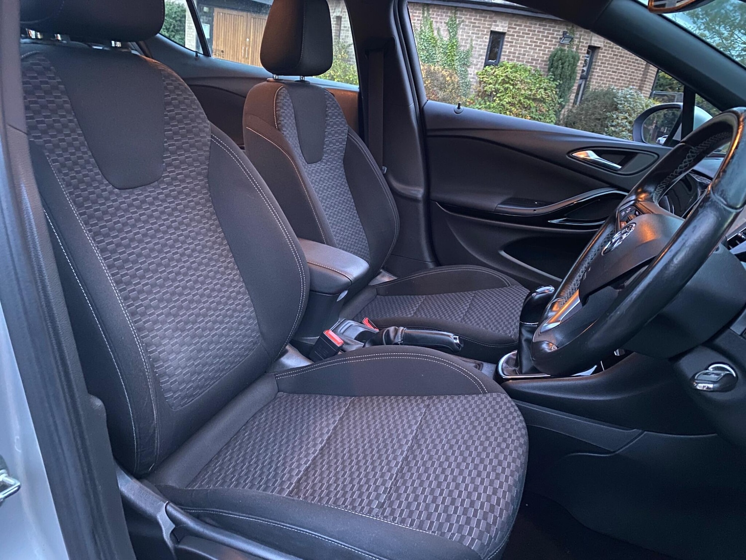 Used Vauxhall Astra 2017 for sale - 77738073: Photo 22