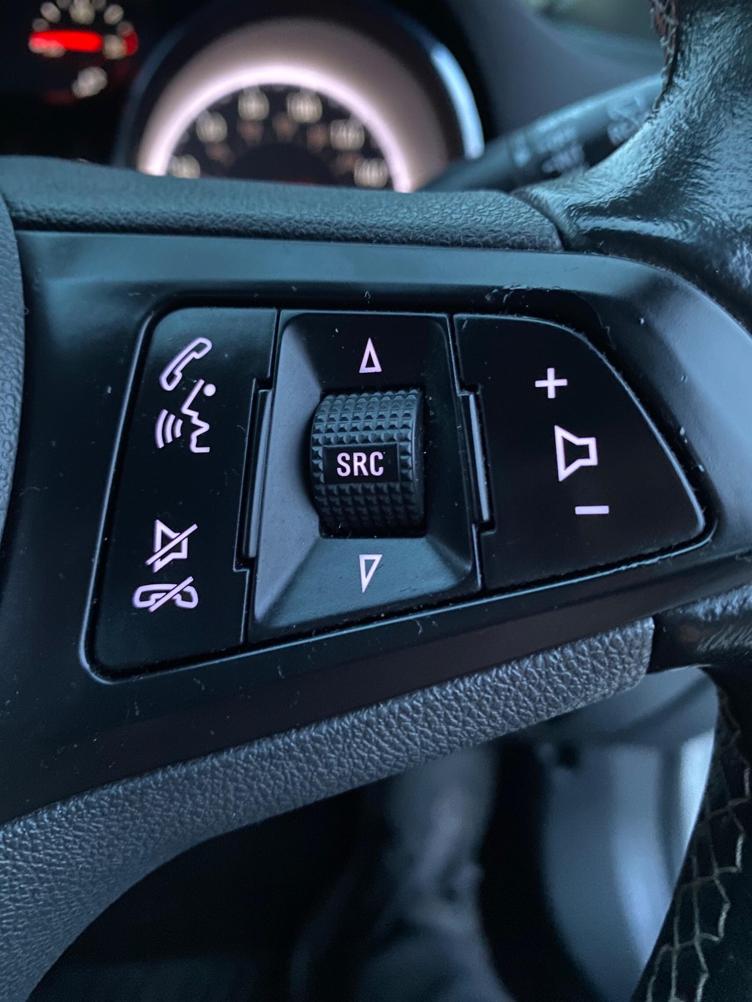 Used Vauxhall Astra 2017 for sale - 77738073: Photo 32