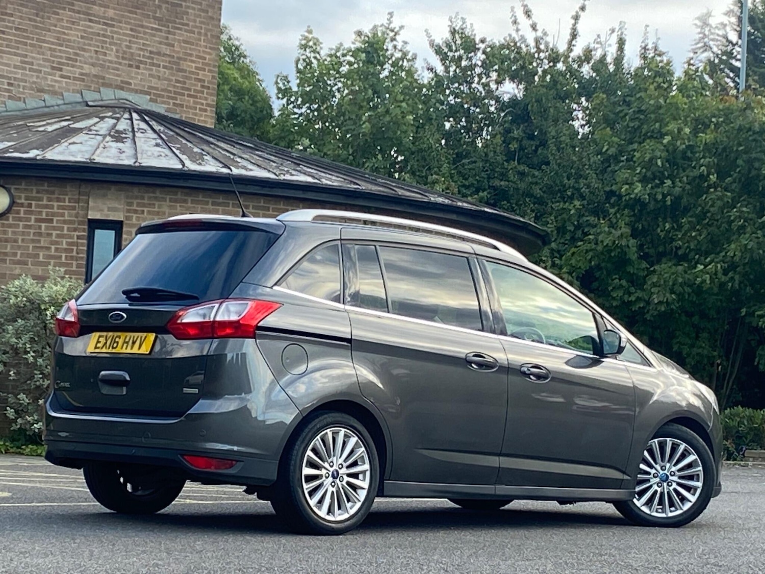 Used Ford Grand C-Max 2016 for sale - 76043206: Photo 13