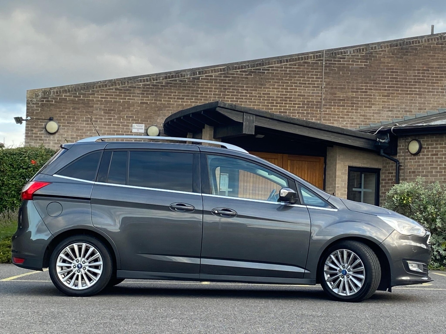 Used Ford Grand C-Max 2016 for sale - 76043206: Photo 27