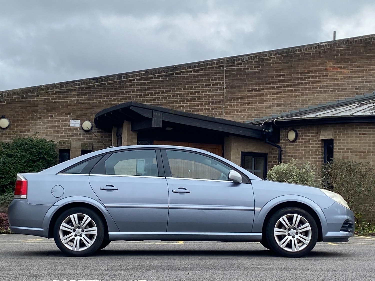 Used Vauxhall Vectra 2007 for sale - 77633472: Photo 11